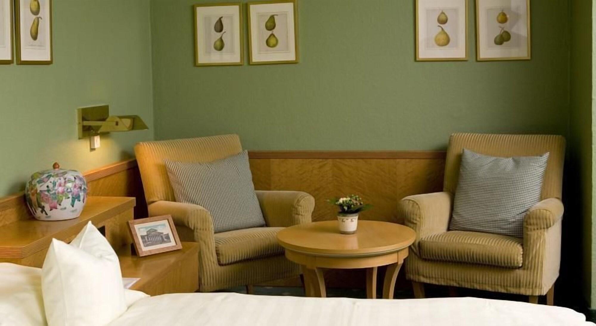 Hotel Admiral Мюнхен Екстериор снимка