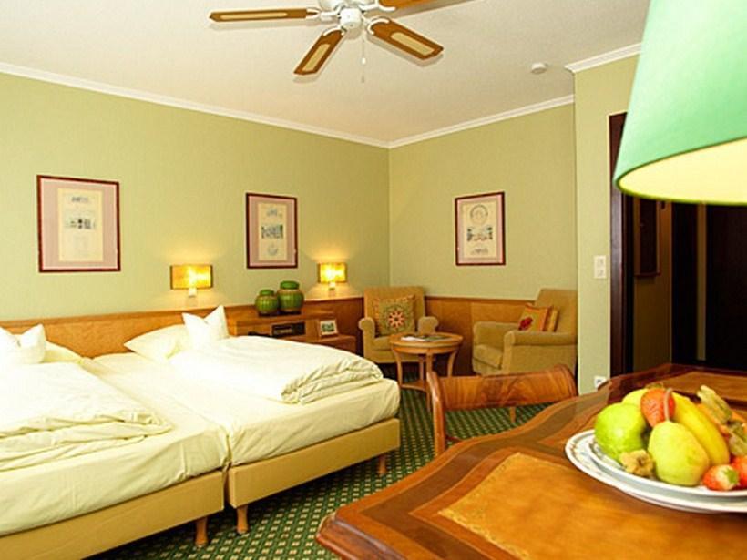 Hotel Admiral Мюнхен Екстериор снимка