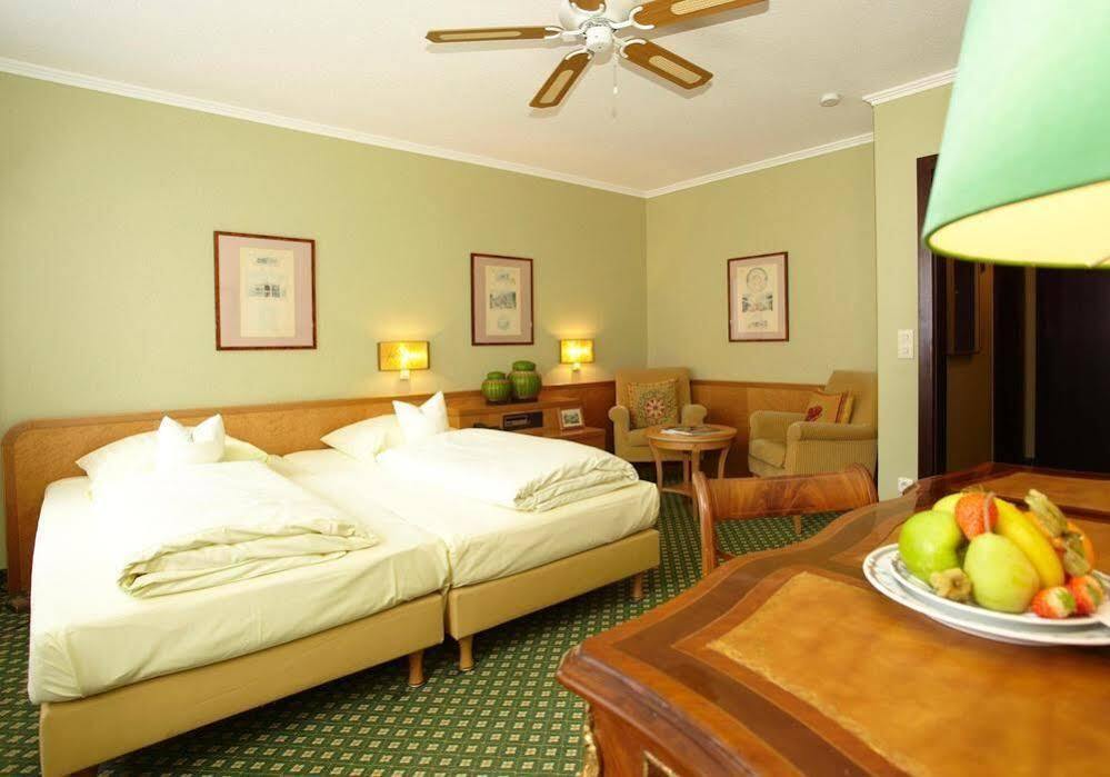 Hotel Admiral Мюнхен Екстериор снимка